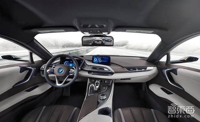 都说CES变车展了 不过是来刷存在秀肌肉的