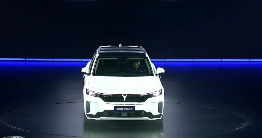 售价26.69万,新款岚图FREE搭载百度智驾,续航1201公里