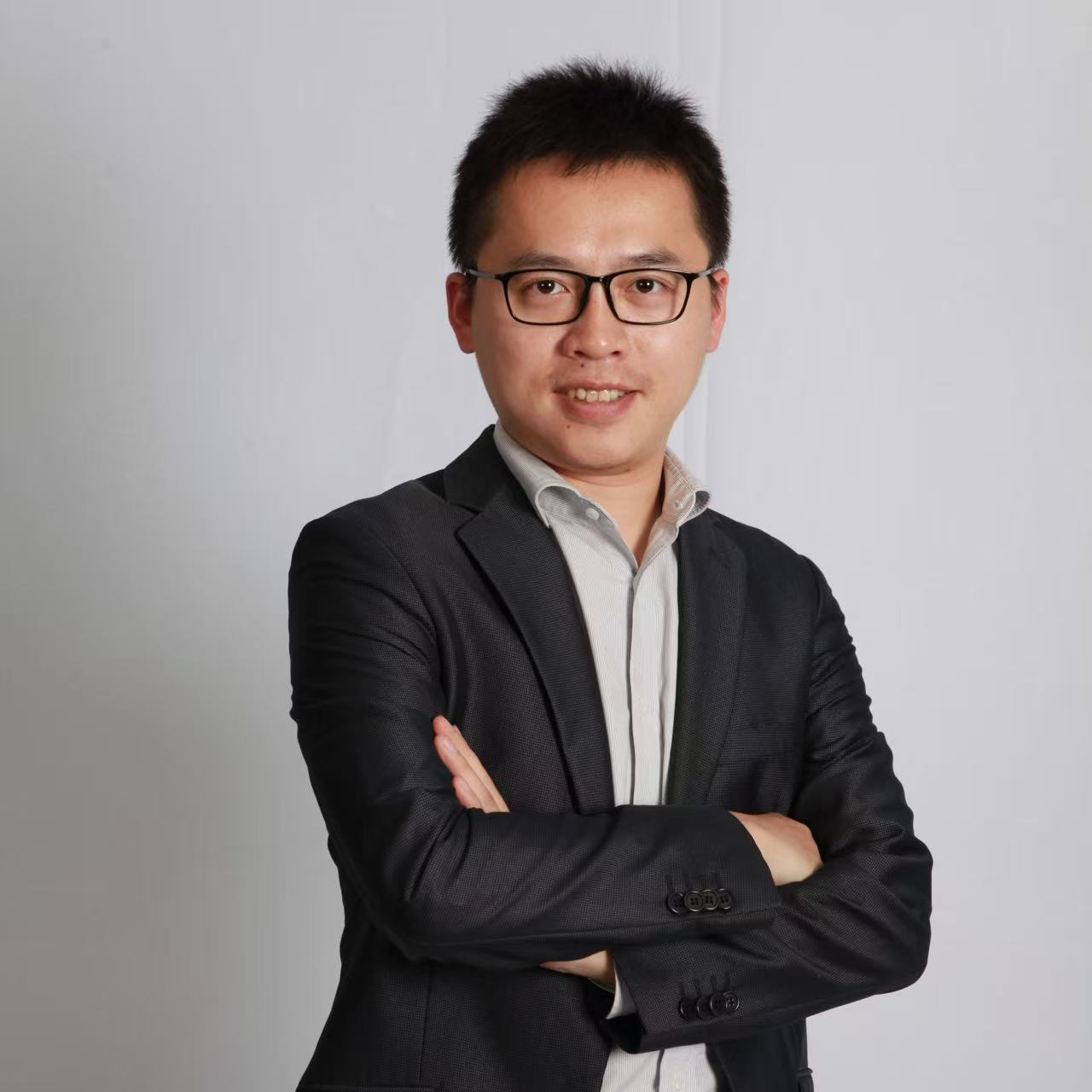 华为专家解读384！超节点与智算集群研讨会议程出炉，还覆盖OCS超节点、AI网络等议题