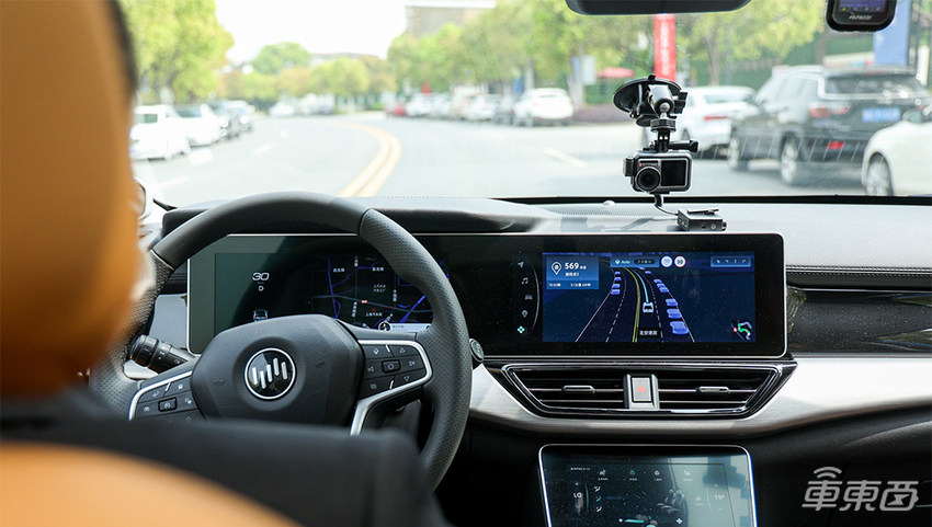 不用激光雷达实现“L4”！百度Apollo这套系统完全不输特斯拉