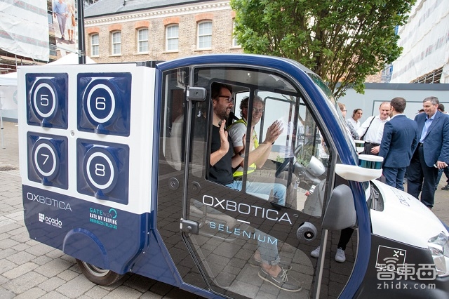 到英国格林威治看无人驾驶货车送食品 到底看到了什么?