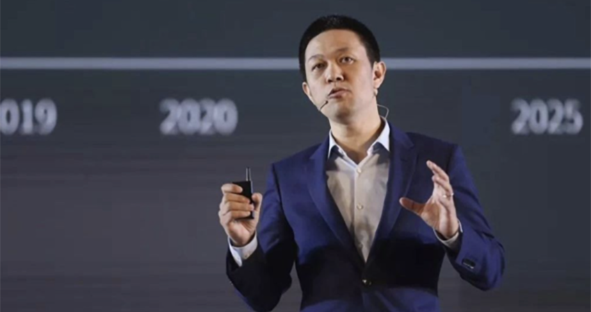 蔚来销量创新高,但又亏了50亿!李斌剧透三款重磅新车