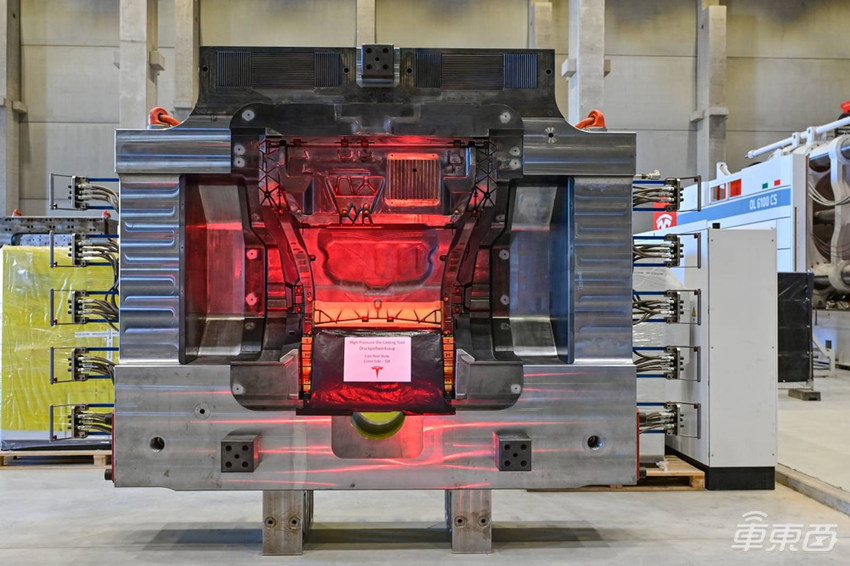 世界首富在马桶上统治华尔街?《时代》还原真实马斯克