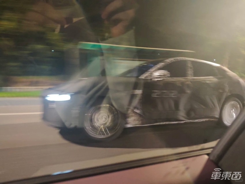 小米SUV全网最全解密!追踪6个月,超60组谍照加实拍,车身尺寸很意外