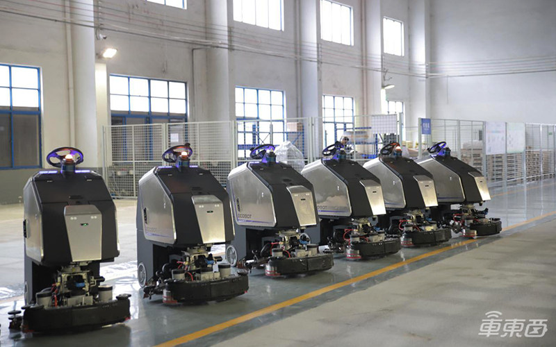 高仙机器人江苏生产线投产!抢占低速无人车落地先机