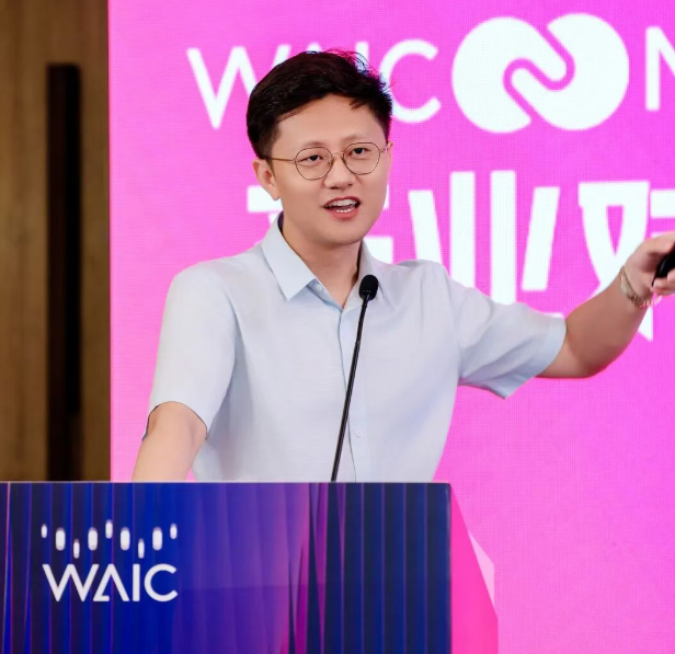 小米投的AI芯片创企,融资10亿,知名大模型公司投了