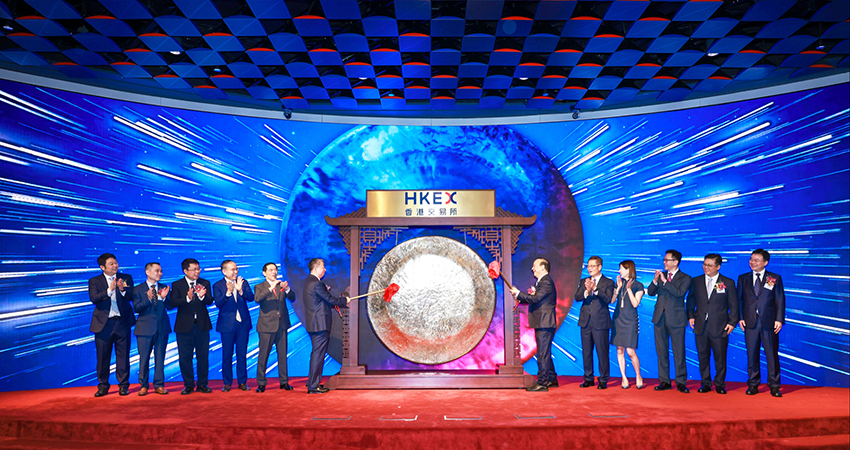 刚刚，宁德时代港股上市！开盘大涨13%，加速全球化布局