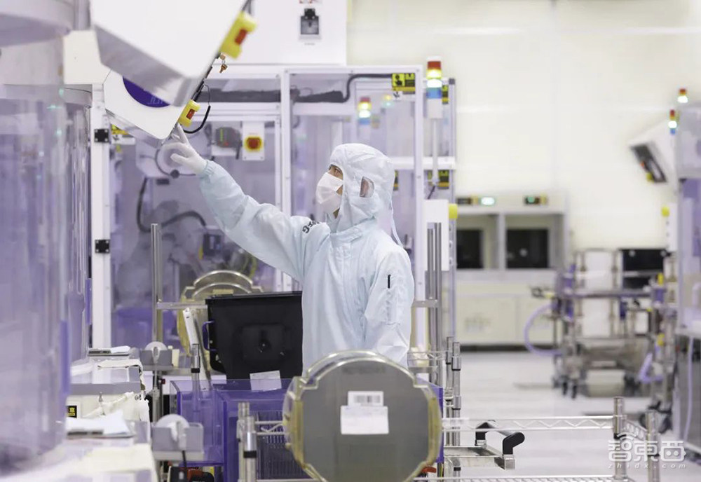 上海半导体大硅片,拿下新融资