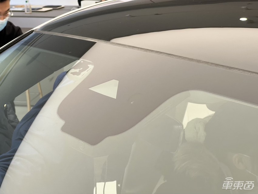 华为鸿蒙汽车北京开卖！店内人满为患，两天卖出去7台