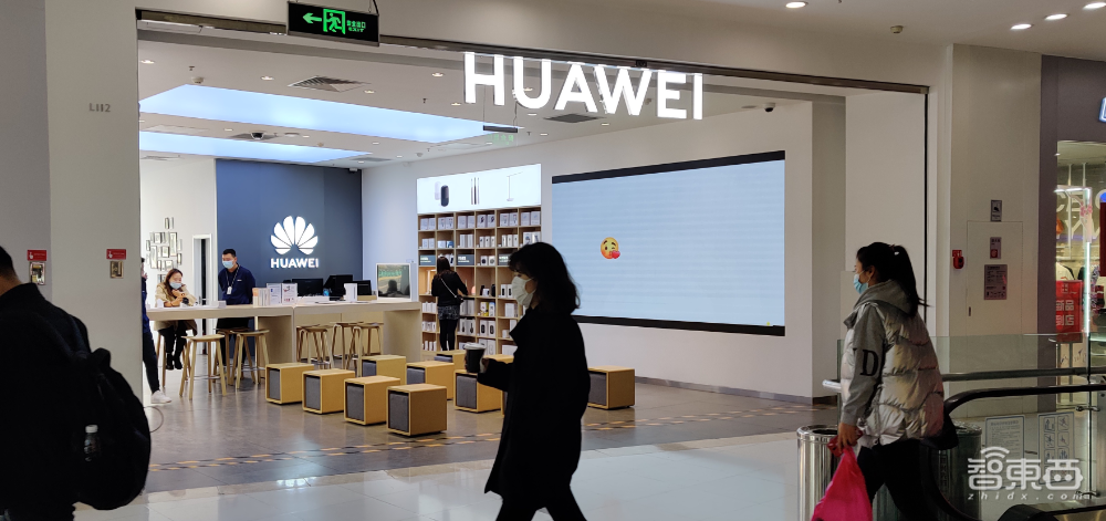 华为缺货真相调查:走遍北京线下门店,从有钱难买到坐地起价