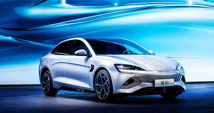 比亚迪海豹预售已超两万台,能挑战特斯拉Model 3吗?