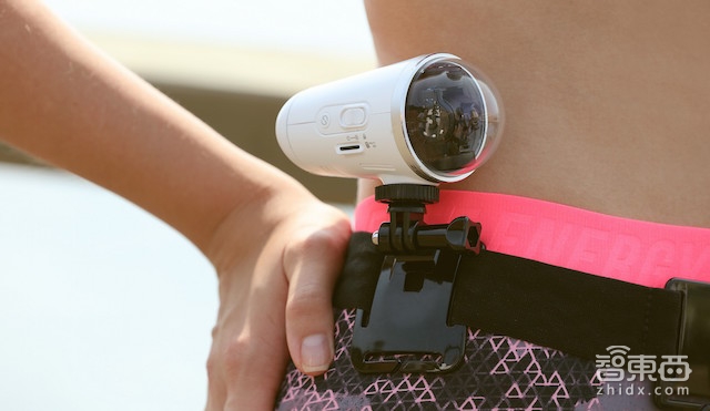 运动相机不够稳?零度智控3199元推最小云台相机