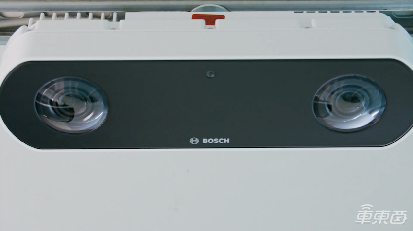 自动泊车已过时！记忆泊车上位，新造车抢着上