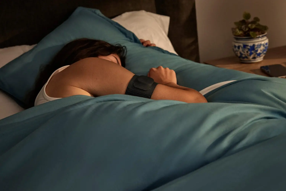 DeepSeek宇樹華為登《時(shí)代周刊》，OpenAI落選