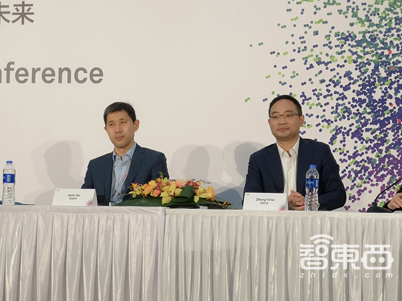 华为云全面AI化!推EI城市智能体,砸10亿培养高校AI人才