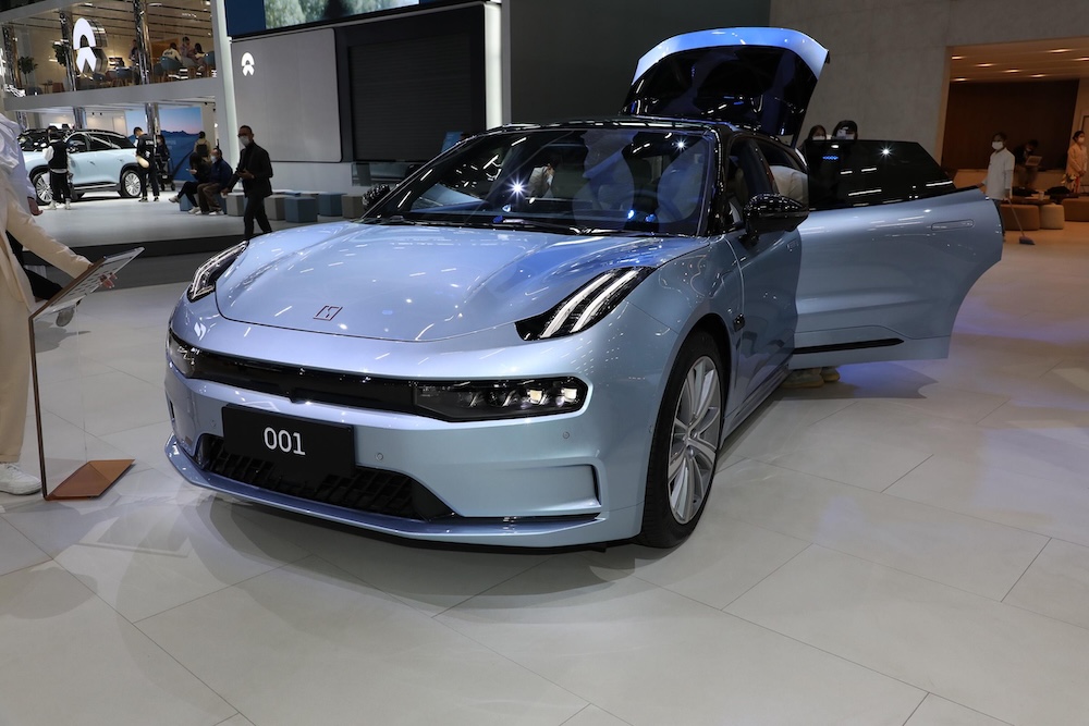 超28万辆！两大新势力紧急召回，极氪换电池，蔚来OTA更新