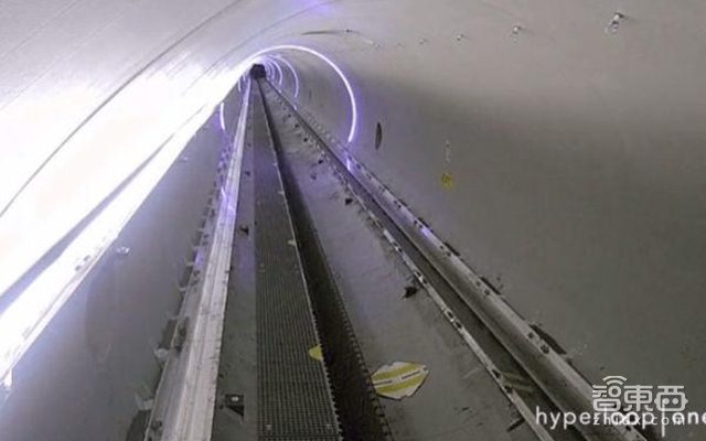 时速千公里的超级高铁:这三个人正在实现马斯克的疯狂想法