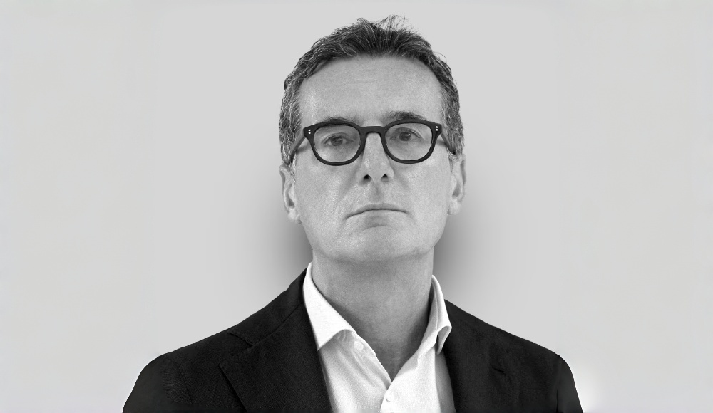 或达3000万副!Meta猛增AI眼镜产能,苹果入局小扎有点怕?