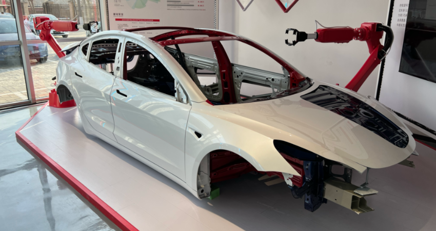 揭秘特斯拉上海工厂黑科技：微缩厂房进入门店，六大工艺完整展示