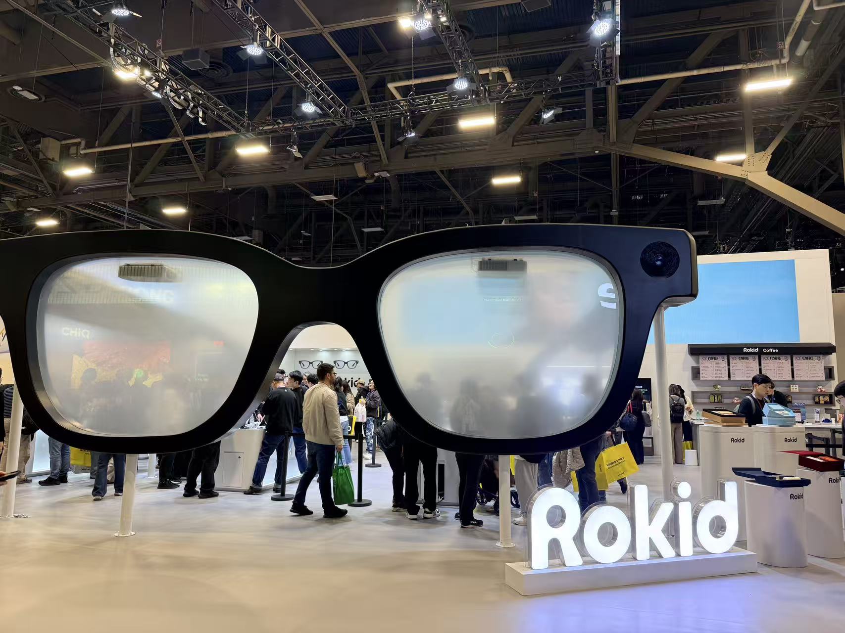 暴走2万步逛遍CES2026：9大方向最火，中企霸场，机器人全明星大乱斗