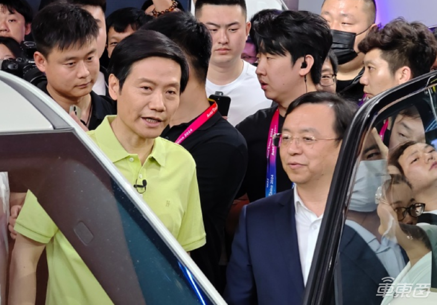 车模失业老板当网红,北京车展成小米车展!除了热梗还有这五大行业真相