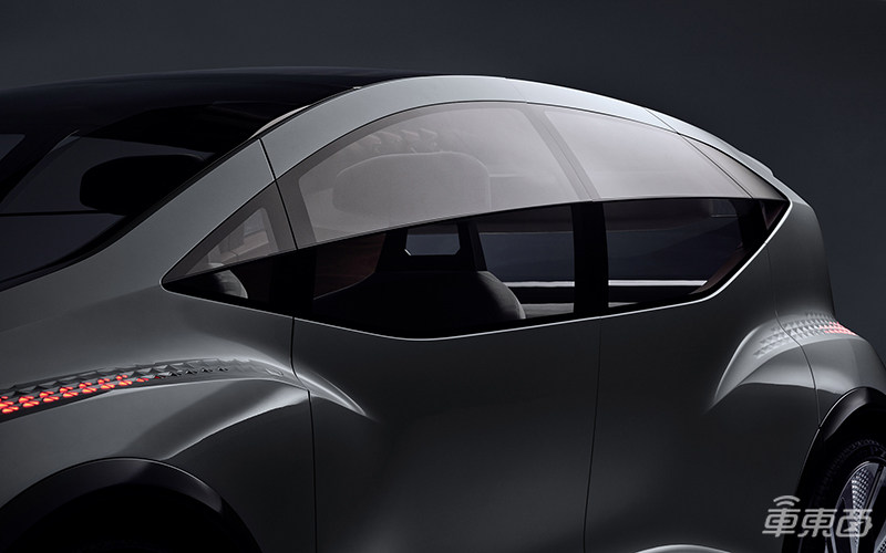 奥迪展出无人驾驶概念车AI:ME 把汽车变成移动客厅