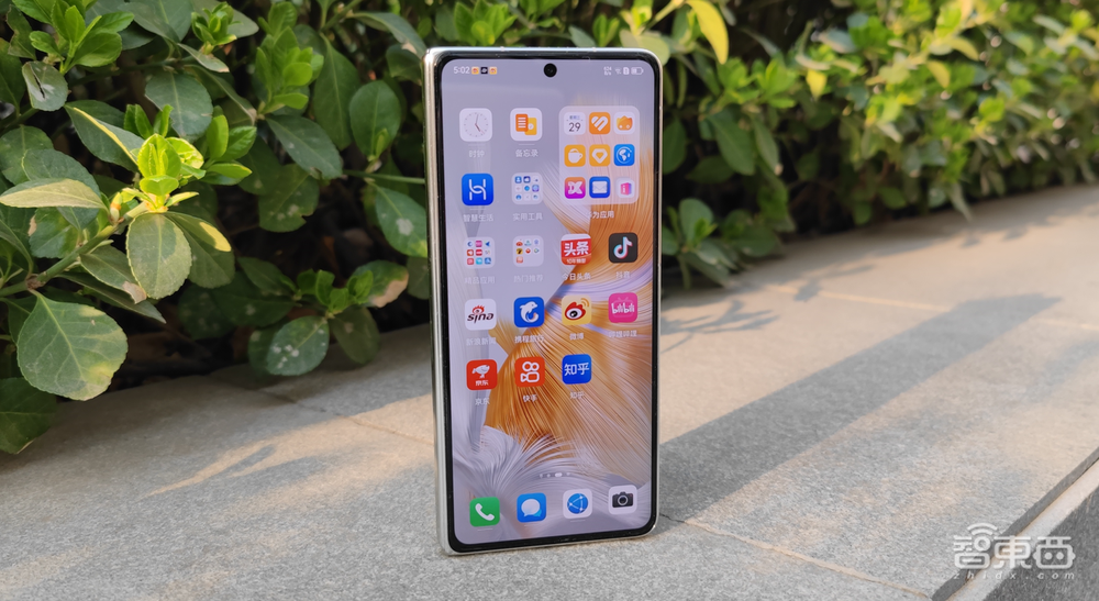 华为Mate X3折叠屏深度体验:厚重成为过去式,大屏软硬件体验再上新台阶