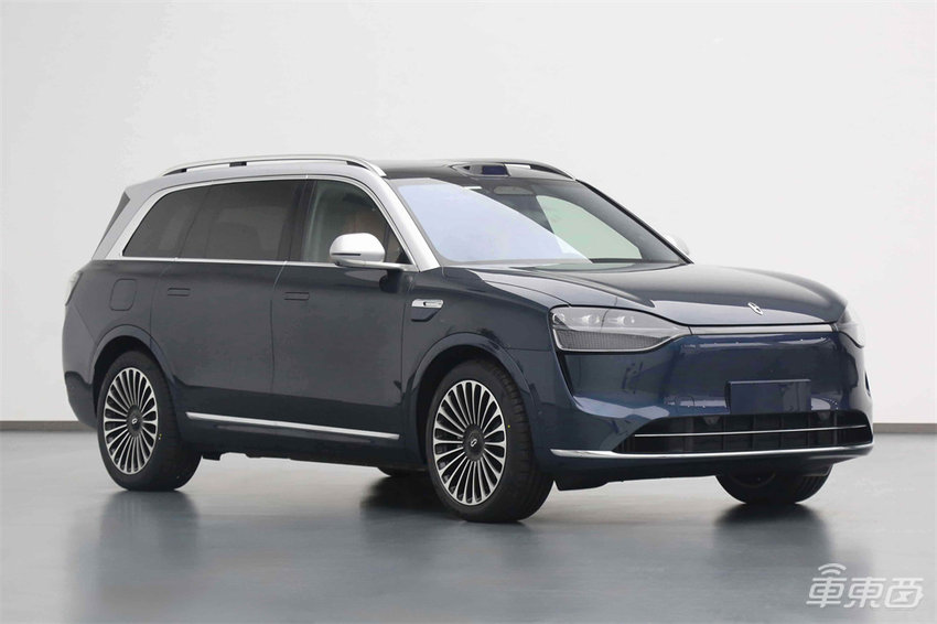 小米两座版新车曝光!华为三款旗舰车型更新,蛇年工信部首场车展来了