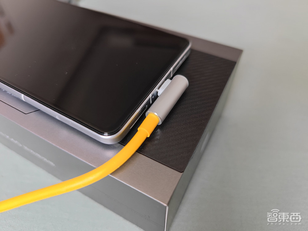 Redmi K40游戏增强版首发体验:主流手游通吃,极致性能稍逊旗舰