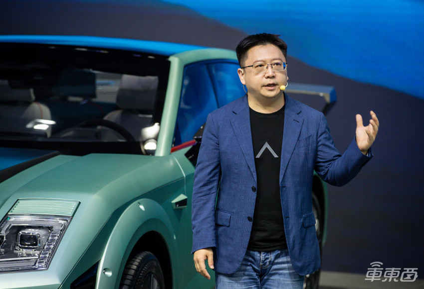 长城沙龙机甲龙量产版亮相,联手华为、Momenta搞智能化