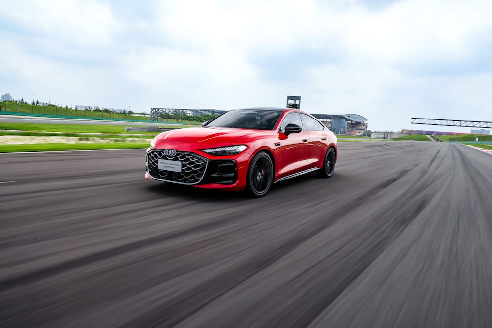 25.99万起!全新上汽奥迪A5L Sportback上市,首搭华为乾崑智驾