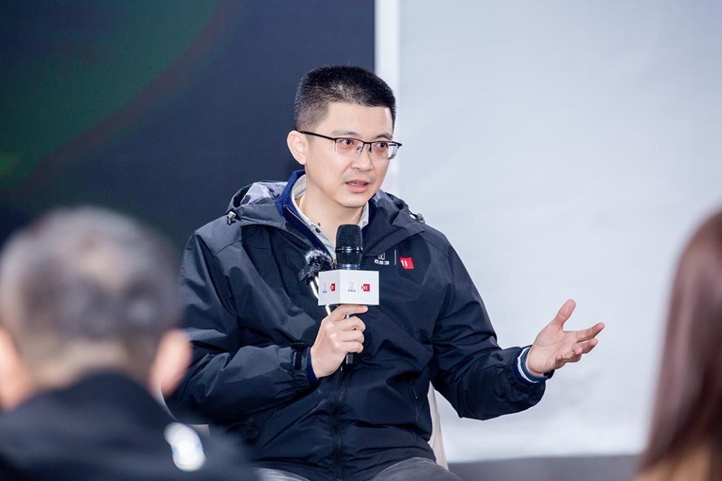 智能汽车路在何方?阿维塔11为业界指明方向