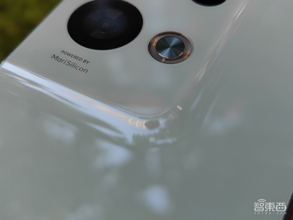 OPPO Reno8 Pro+体验:自研影像NPU提升逆光、夜拍,大镜头窄边框抢眼