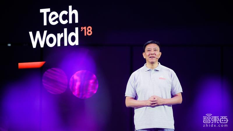 首款5G手機亮相，聚焦家居、辦公兩大AI場景，聯(lián)想轉(zhuǎn)型進入深水區(qū)