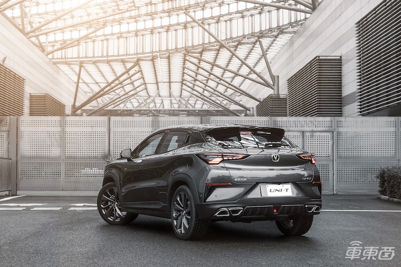 长安UNI-T上市 11.39万起售,未来支持L3级自动驾驶