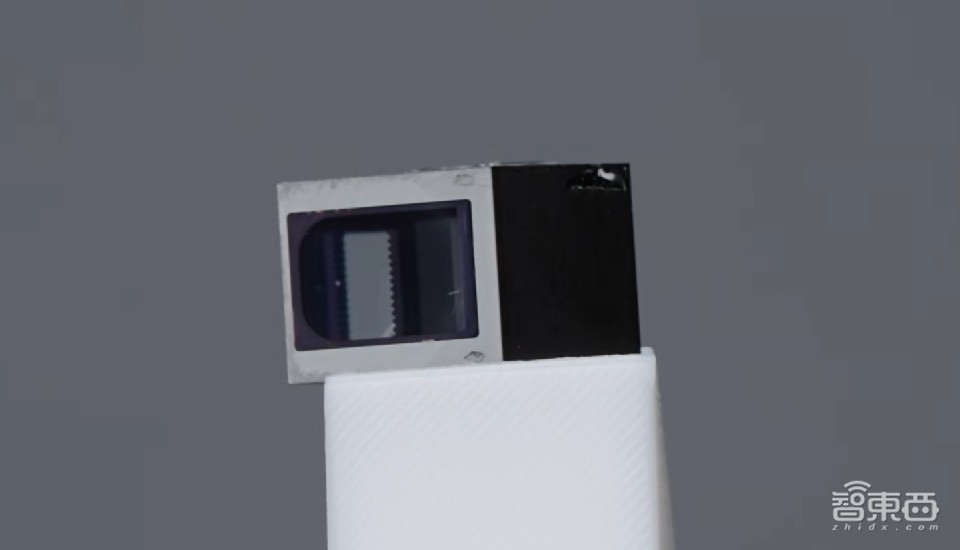 史上首次!苹果成为全球手机一哥,带动安卓机皇们卷疯了潜望镜头