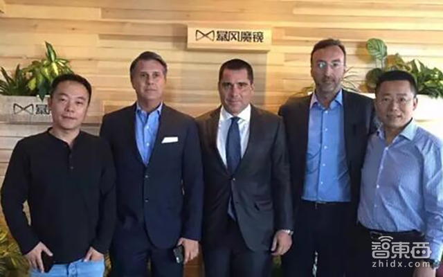 智东西晚报:小米无人机或卖4000+ 一加联合蚁视推定制VR眼镜