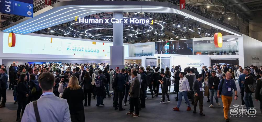 AI爆火MWC!AI OS席卷手机PC,国王点赞荣耀华为,中国企业霸场