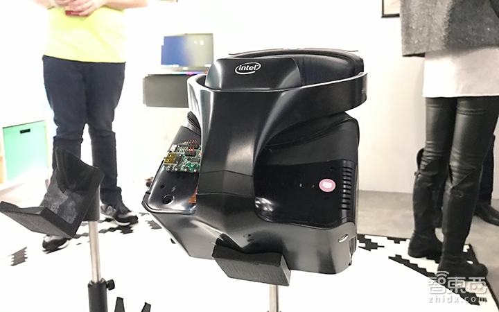 独家体验英特尔Alloy融合现实头盔 VR杀手还是产业福音?