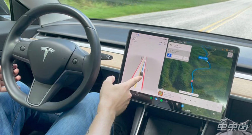 马斯克公布2022两大目标：年前在美推送FSD测试版，SpaceX飞船入轨