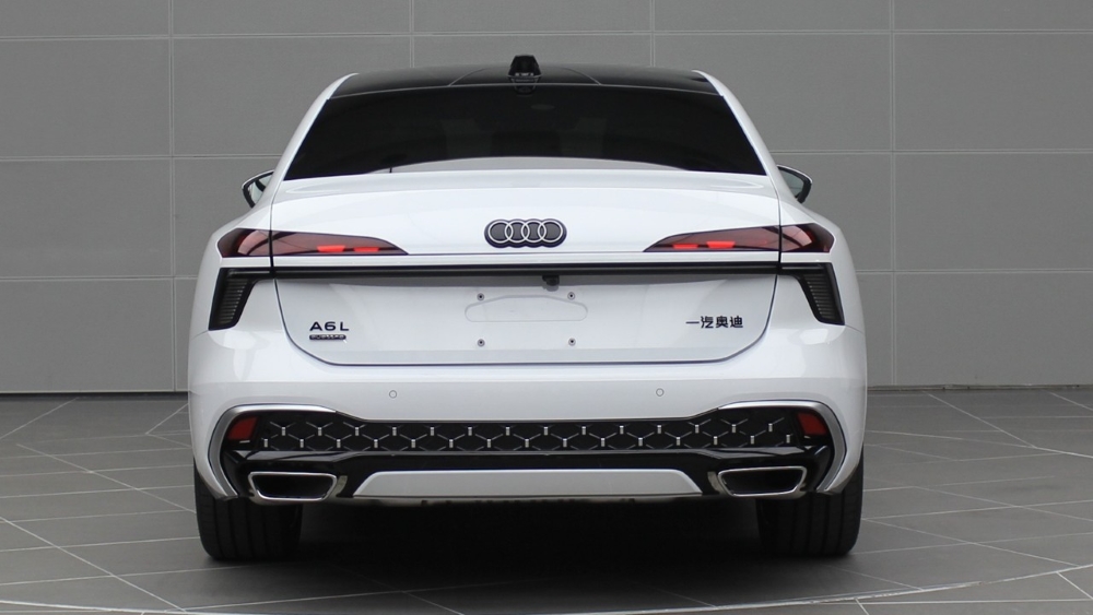 小鹏增程新车下饺子，吉利申报甲醇插混车！10月工信部车展8大新车解读