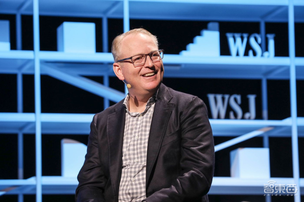 亚马逊高管巨震!硬件一把手离职,13年老将,曾操盘Echo