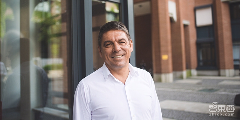 首发:CES第一炮!拜腾新车发布,刷脸开门配全球最大屏