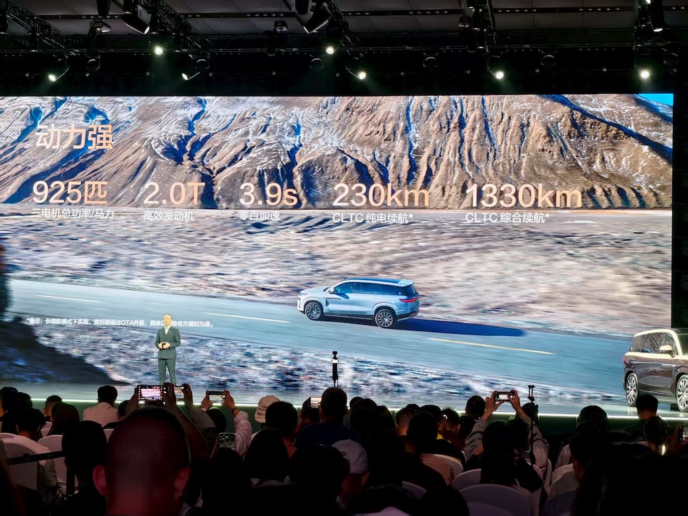 比亚迪一周连发两款豪华SUV！全新腾势N9 38.98万开卖，新帅李慧首秀