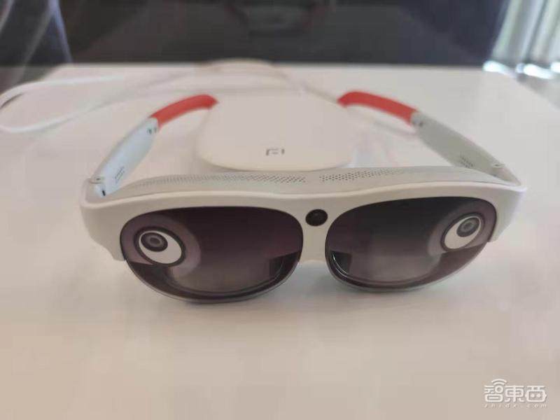 太平洋未来科技推新款AR眼镜,外形类似太阳镜,售价6588元