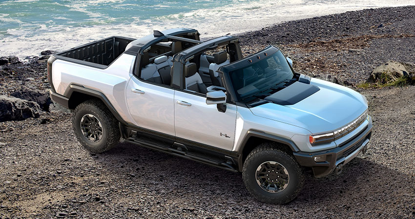 纯电悍马全球首发！有SUV和皮卡两个版本，还能斜着开