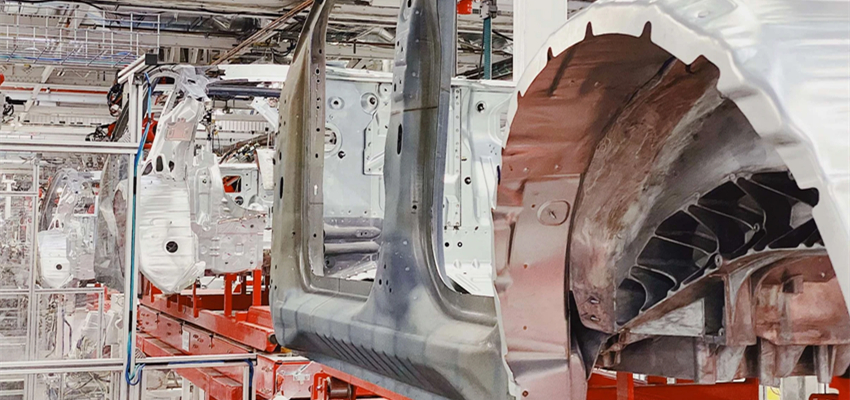 特斯拉年产百万辆的秘诀！蔚来小鹏猛追，一体压铸技术深度报告 | 车东西内参