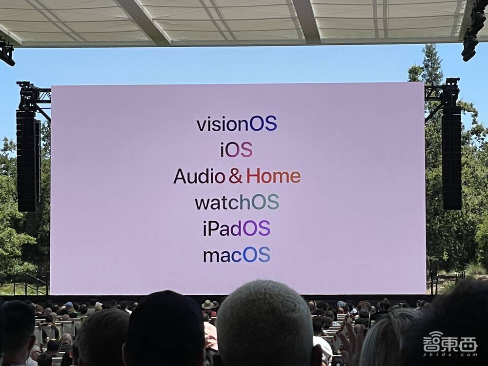 苹果AI一夜颠覆所有!Siri史诗级进化,内挂ChatGPT-4o,奥特曼来了,马斯克怒了