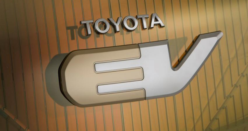 丰田今年将推三款电动车,与雷克萨斯、斯巴鲁共享平台