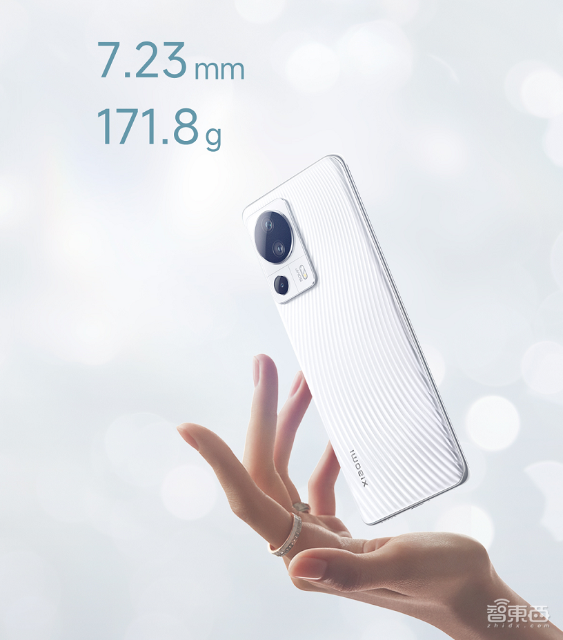 小米亮出3599元的“模块机器人”,还有Civi第二代手机新品